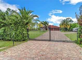 1911 47th Ave NE, Naples, FL 34120