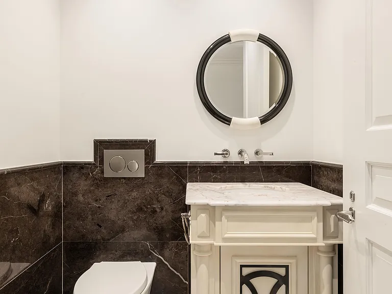 27 E 79th St #9/10 — Photo 6