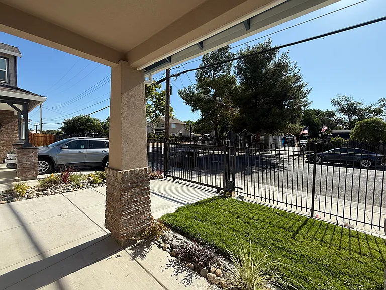 gated entry to driveway and garage