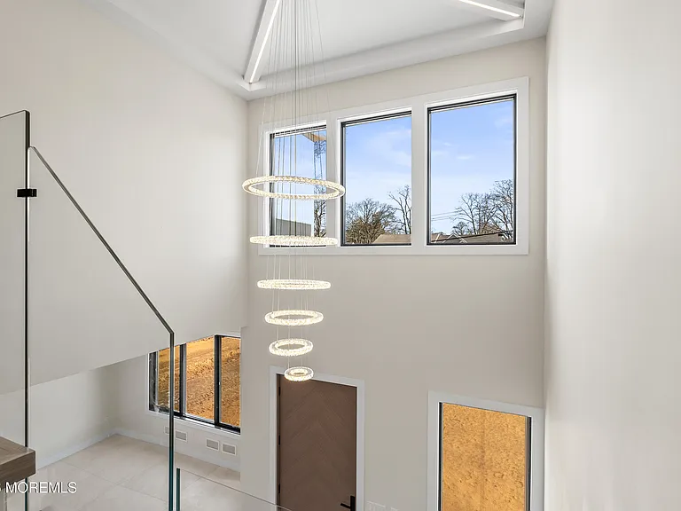 150 Ampere Ave — Photo 22