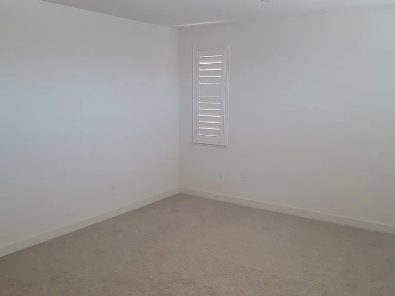 2256 W Cantara Dr — Photo 14