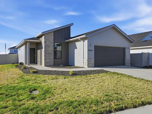 10723 W Garganey Dr, Star, ID 83669