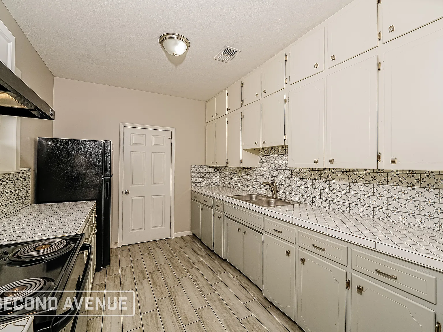 2 bed, 2.0 bath, 1030 sqft, $1,050 — Photo 4