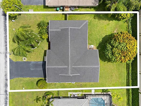 3rd image of 5741 W Waterford Dr
