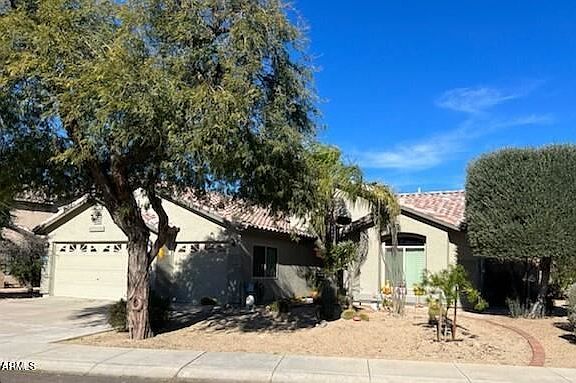 2nd image of 1612 E Tonopah Dr