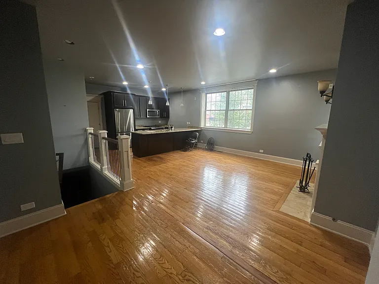 4956 S Vincennes Ave #1W — Photo 4