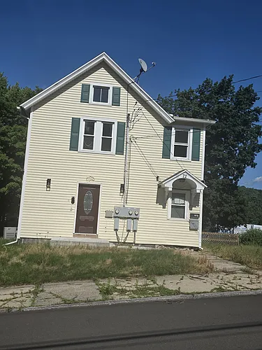 72 Ward St #2 Photo 1