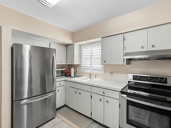 3rd image of 9940 47TH AVENUE N #216