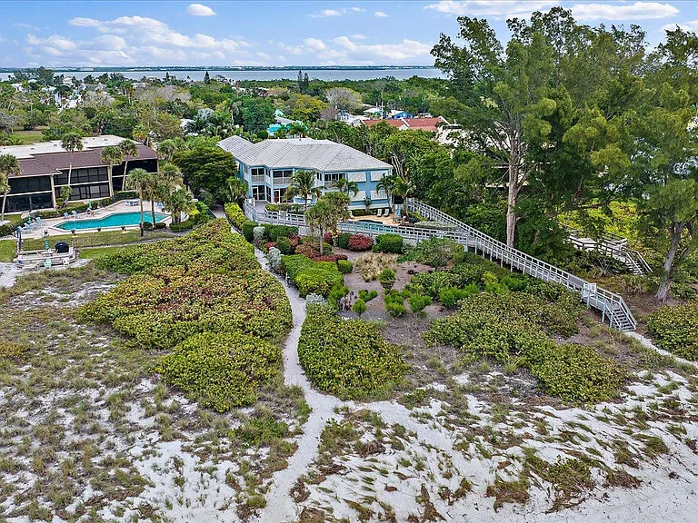 5621 Gulf Of Mexico Dr #103 — Photo 35