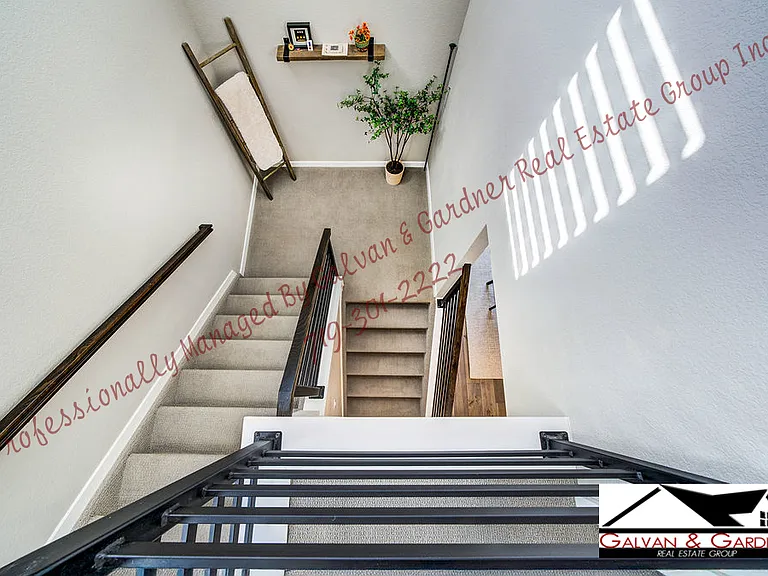 2423 Pony Club Ln — Photo 9