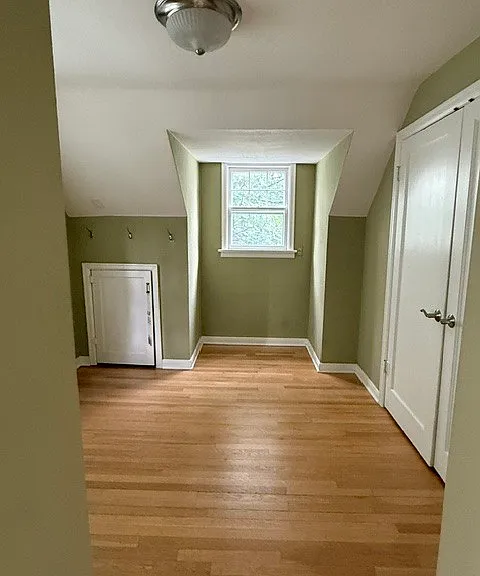1226 W Prospect Rd — Photo 22