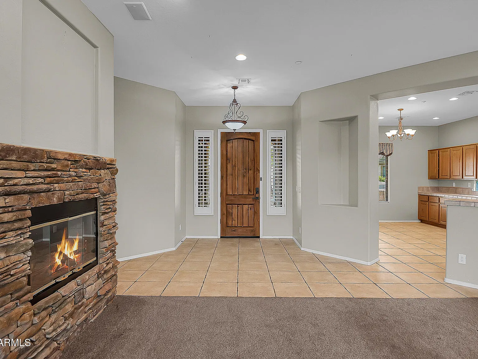 3 bed, 2.0 bath, 2064 sqft, $2,450 — Photo 2