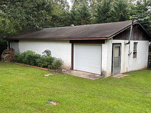 4th image of 23 Shady Cove Ext