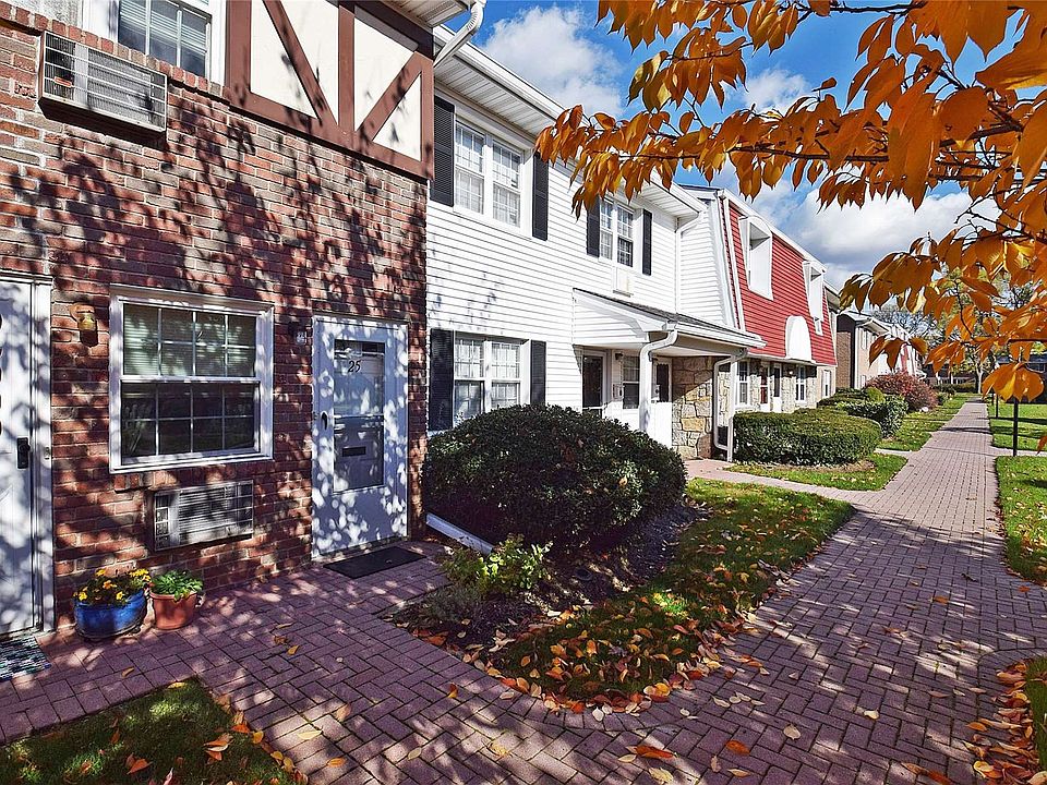 1st image of 25 Springwood Dr