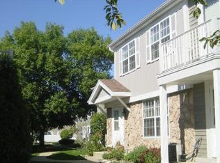 1472 Timber Trl, Wheaton, IL 60189