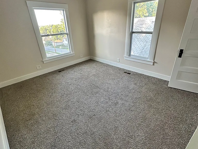 2510 Duncan St — Photo 7