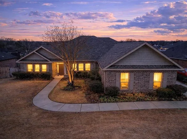 23853 Limerick Ln, Daphne, AL 36526