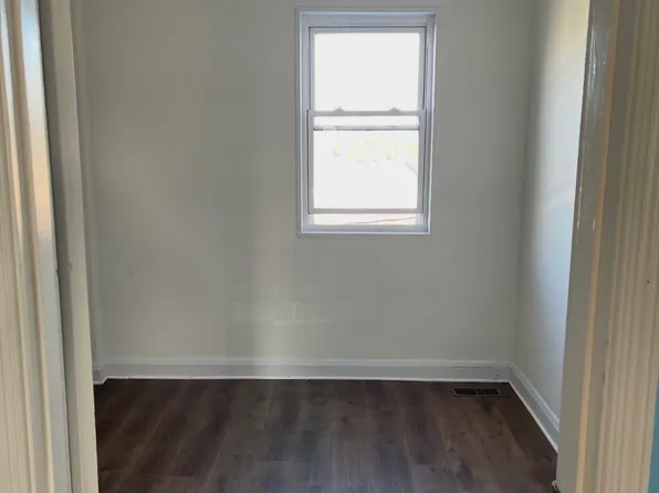 916 Masefield Rd, Gwynn Oak, MD 21207