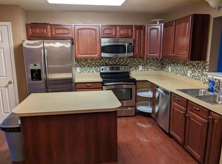 6 Robin Ln, Morgantown, WV 26508