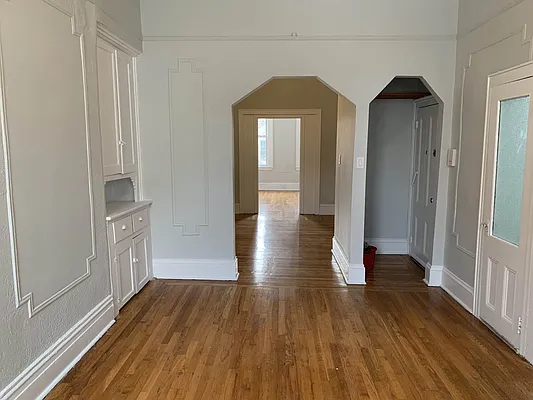 Rented by Avi Realty Manhattan | media 24