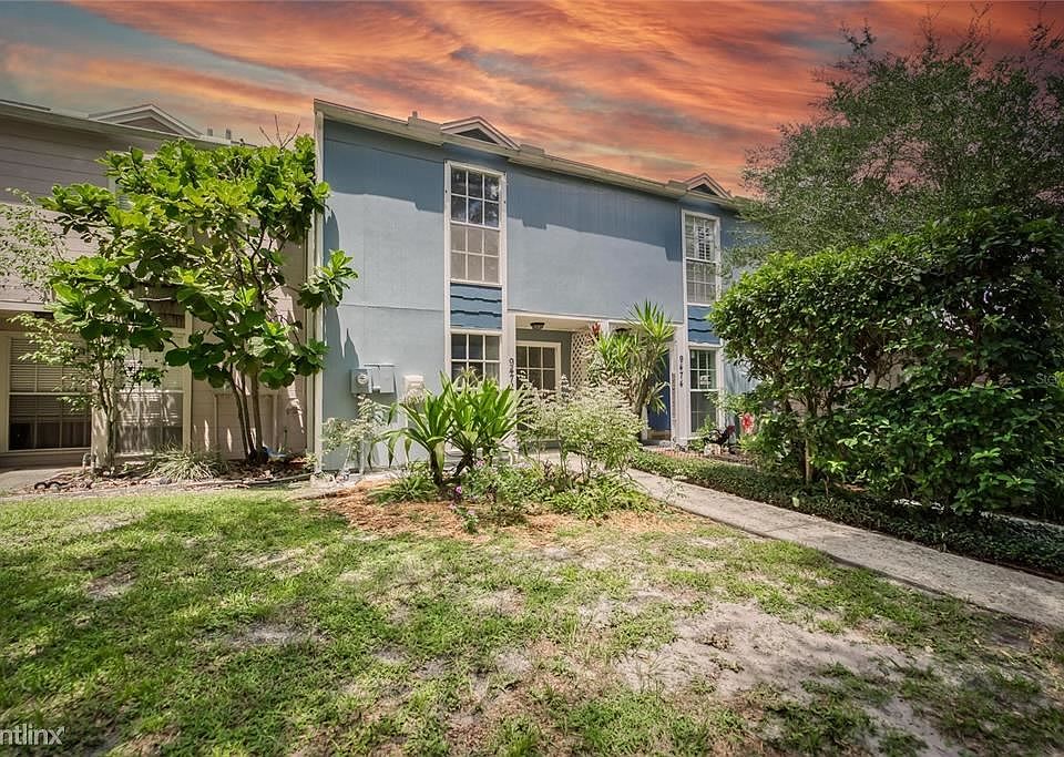 1st image of 9472 Forest Hills Cir