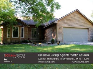 6307 Hellner Rd, Ann Arbor, MI 48105