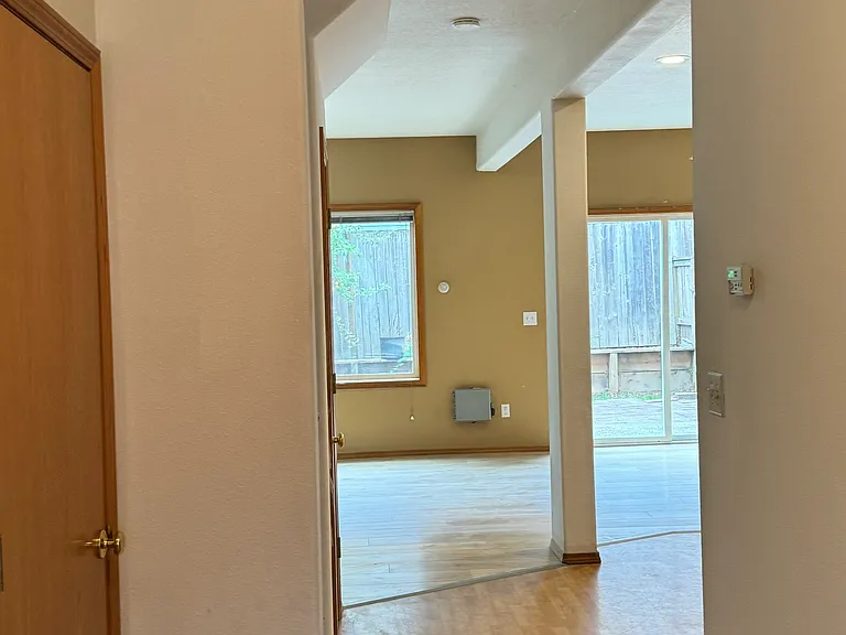 5154 SW 170th Ave — Photo 3
