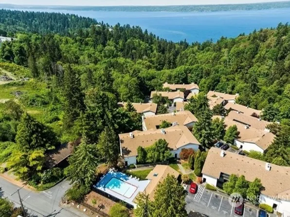 13235 12th Avenue SW #933, Burien, WA 98146