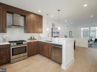 702 N Front St UNIT 2, Philadelphia, PA 19123