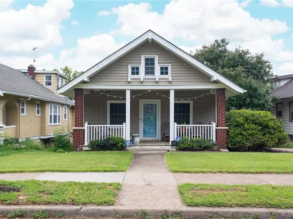 4405 Terrace St, Kansas City, MO 64111