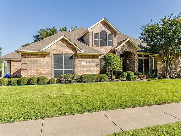 2nd image of 1108 Blue Gill Ln