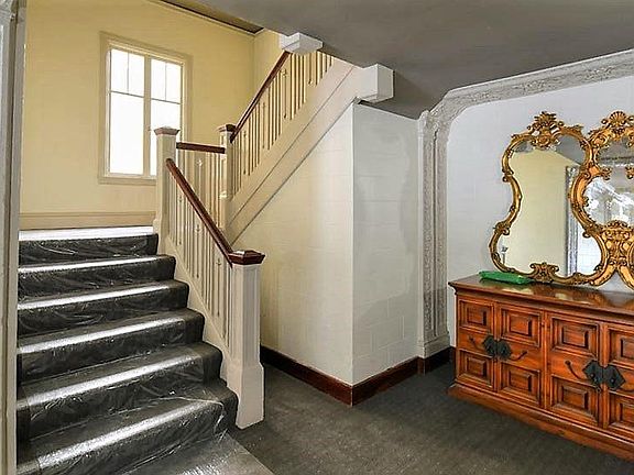 5th image of 2350 Union St #3889755