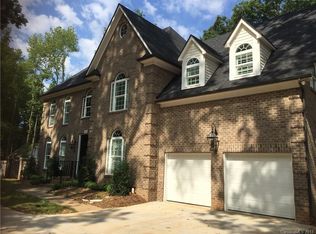 3012 Sharon View Rd, Charlotte, NC 28226