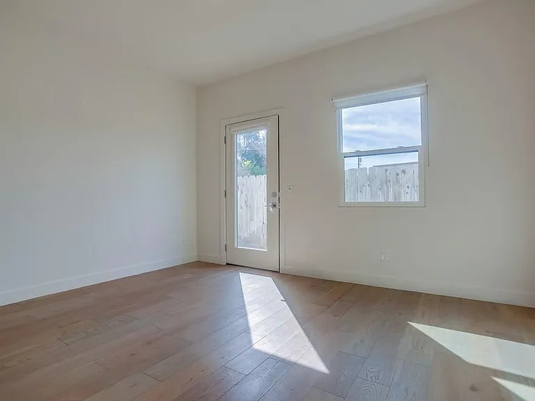Nice natural light.