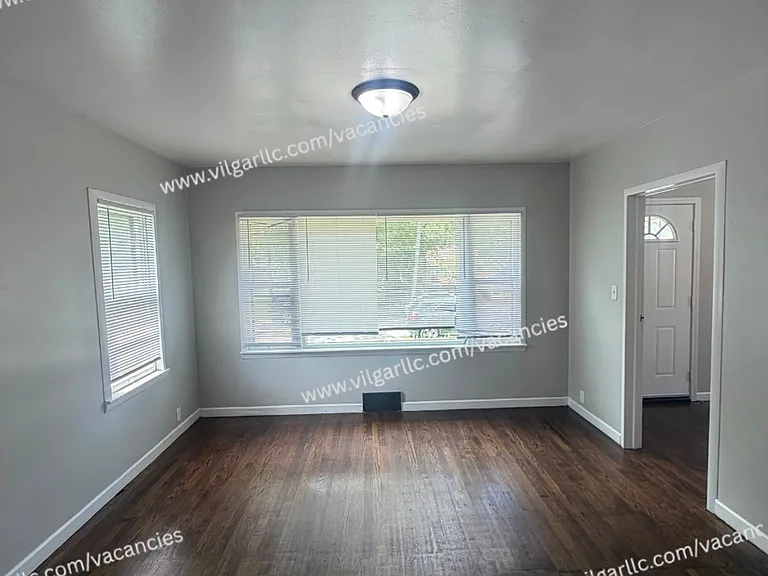 4639 Connecticut St — Photo 11
