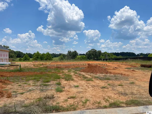 222 Meadows Dr, Choudrant, LA 71227