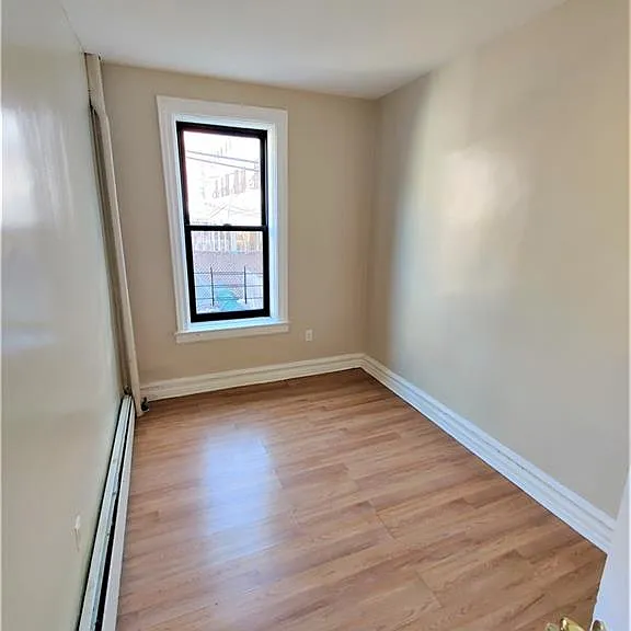 345 Legion St — Photo 8