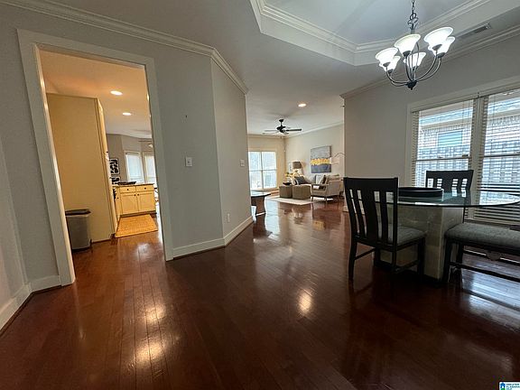 5th image of 301 Narrows Dr