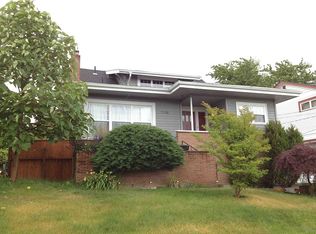 7536 12th Ave NE, Seattle, WA 98115