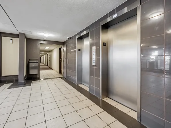 780 Wonderland Road South