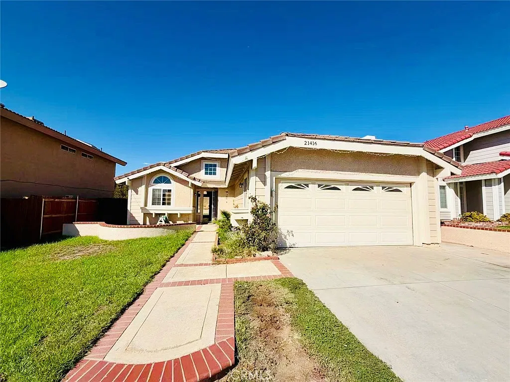 3 bed, 1245 sqft, $2,800 — Photo 2