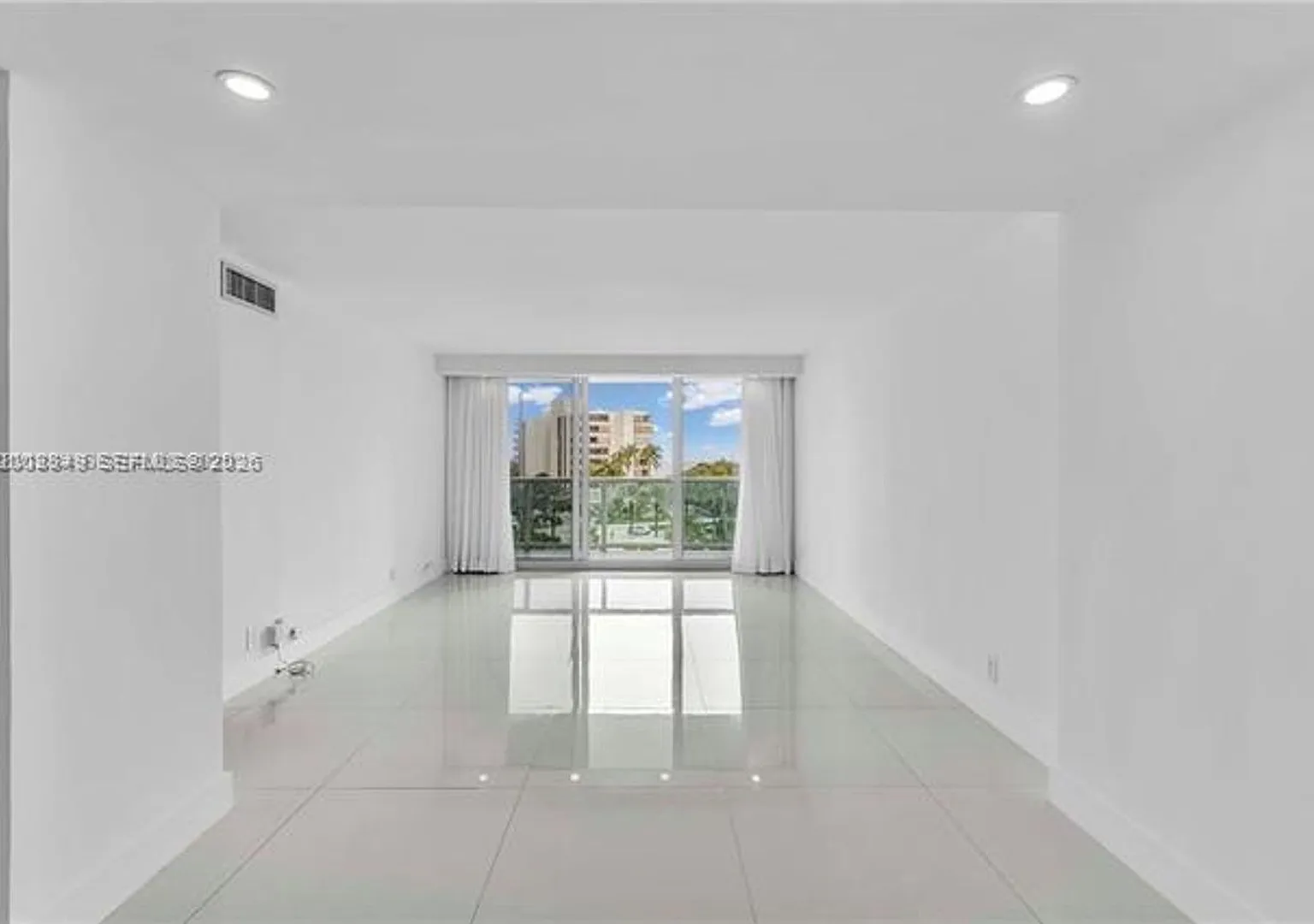 100 Bayview Dr cu-508, Sunny Isles Beach, FL 33160 — Photo 4