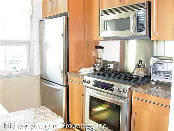 2nd image of 321 10th Ave Unit 1007