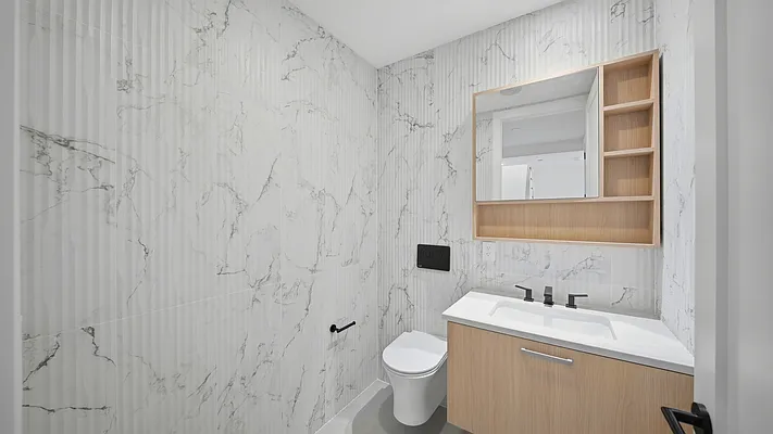 Bathroom, photo 1
