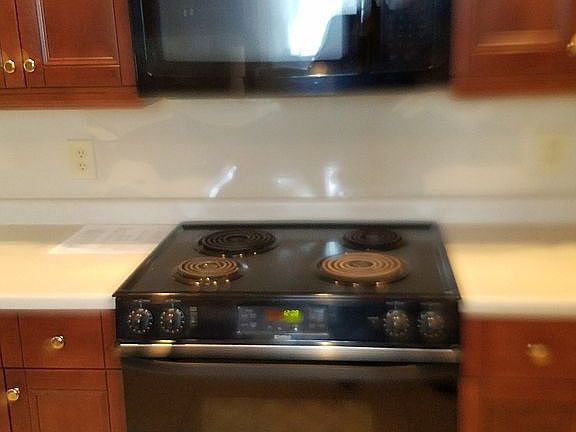 Elect stove/oven & microwave