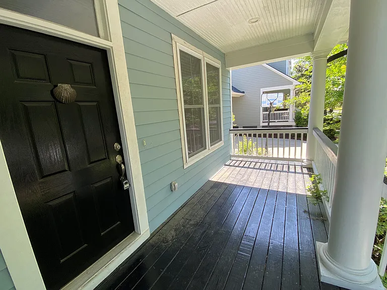 183 Scott St — Photo 3