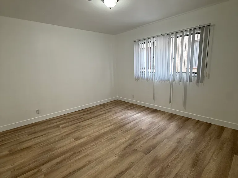 3549 S Sepulveda Blvd #1 — Photo 8