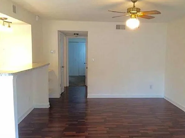 35 Lyford Ky Unit A, Hampton, VA 23666
