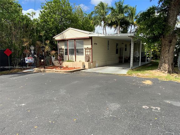 2nd image of 3001 SW 18th Ter Lot 78