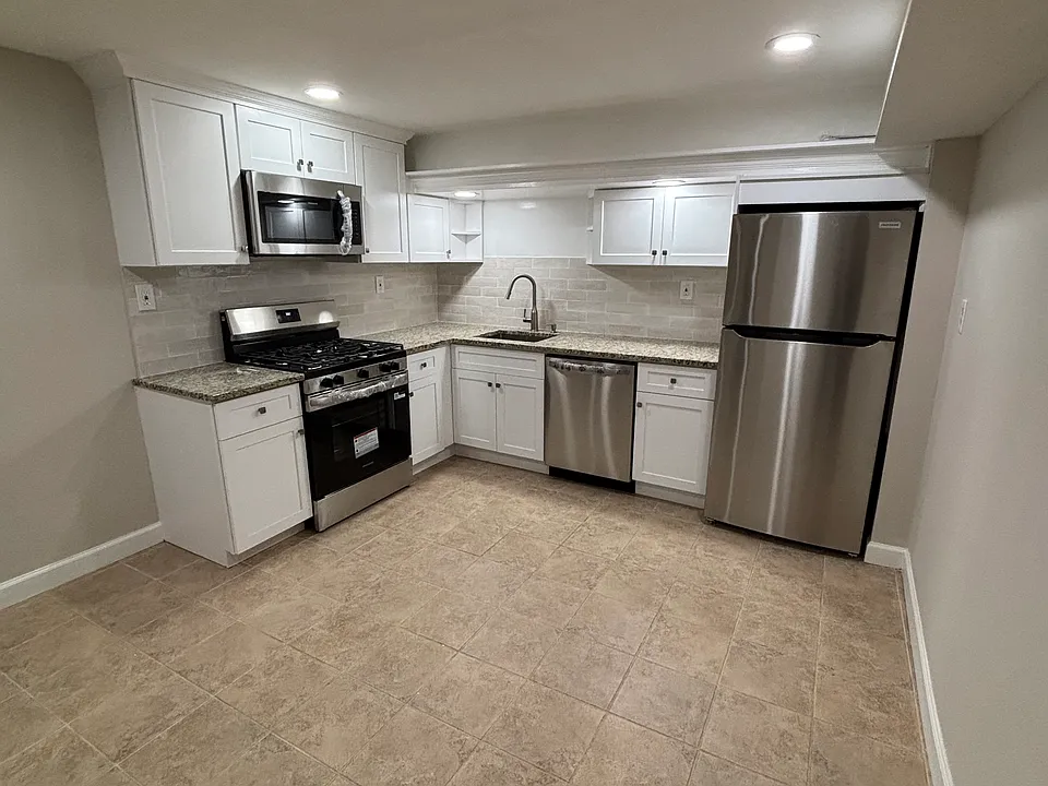 10 Depot Sq #1R